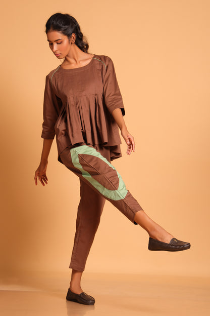 Casual Chic Cotton Pleated Ensemble Co-ord Set - Brown 2