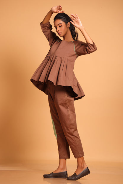 Casual Chic Cotton Pleated Ensemble Co-ord Set - Brown 2